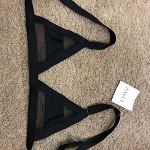 New with tags Zaful triangle bikini top small